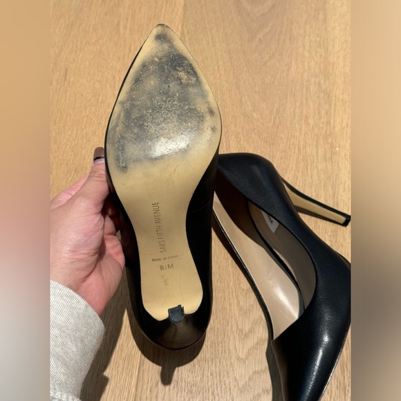 Saks Fifth Avenue Pointed Toe Pumps in Black Size 8.5M - Picture 4 of 7